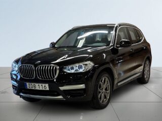 BMW X3 xDrive20d X3 Dragkrok Rattvärme Navigation S&V-däck – bild 16