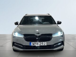 Skoda Superb Kombi 2.0 TDI 4×4 Sportline Drag Dvärm 360° Kamera SoV – bild 2