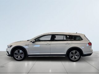 Volkswagen Passat Alltrack 2.0 TDI DPF SCR 4Motion Alltrack S&V-hjul/Dvärm/Kamera – bild 4