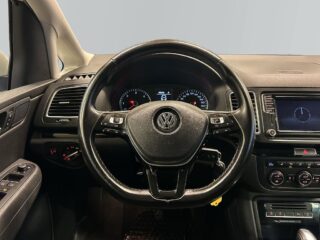 Volkswagen Sharan 7-sits 2.0 TDI 4Motion Kamera/P-Värm/SoV-Däck/M-Värm – bild 9