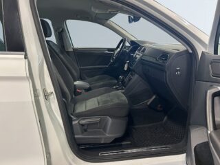 Volkswagen Tiguan 2.0 TDI 4M Cockpit/Drag/Kamera/ M&D-Värmare/S&V-Däck – bild 10