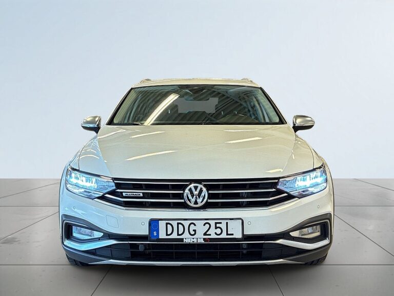 Volkswagen Passat Alltrack 2.0 TDI Alltrack S&V-däck/Drag/Mok/B-värm/Kamera/Navi
