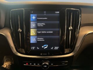 Volvo V60 Cross Country D4 AWD Aut Momentum Pro Dvärm/Kamera/Dragkrok – bild 15