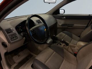 Volvo S40 1.6 D Kinetic S&V-däck/Drag/Motorvärmare/Nyservad – bild 7