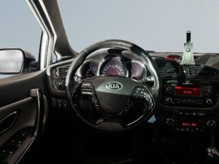 Kia Ceed cee’d_sw 1.6 CRDi EX Comfort S&V-Hjul/Drag/MoK/Psens – bild 9