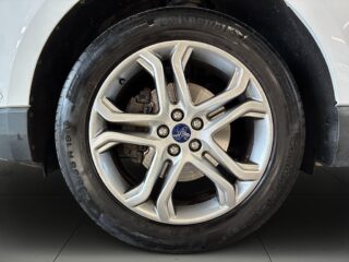 Ford Edge 2.0 TDCi Bi-Turbo AWD Powershift Titanium Drag Navi S&V – bild 14