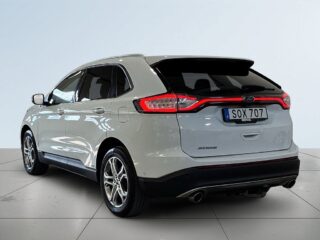 Ford Edge 2.0 TDCi Bi-Turbo AWD Powershift Titanium Drag Navi S&V – bild 4