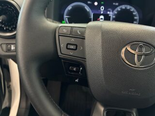 Toyota C-HR PHEV e-CVT S&V-hjul/ Backkam/Rattvärm/Carplay/Keyless – bild 19