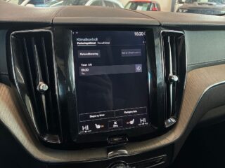 Volvo XC60 D4 Inscription S&V-Hjul/Dragkrok/Dvärm/helskinn/Psens – bild 18