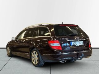 Mercedes-Benz C 250 4MATIC Sov-däck/Drag/P-sens/D-värmare/Kedja – bild 5