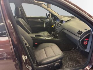 Mercedes-Benz C 250 4MATIC Sov-däck/Drag/P-sens/D-värmare/Kedja – bild 10