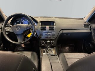 Mercedes-Benz C 250 4MATIC Sov-däck/Drag/P-sens/D-värmare/Kedja – bild 8
