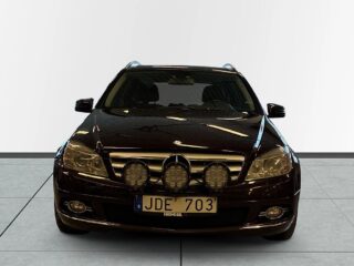 Mercedes-Benz C 250 4MATIC Sov-däck/Drag/P-sens/D-värmare/Kedja – bild 2