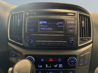 Hyundai H-1 Travel 2.5 CRDi Farthållare Rattvärme ISOFIX Psens S&V – bild 16
