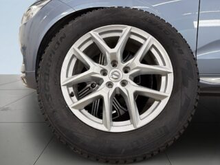 Volvo XC60 B4 AWD Inscription S&V-hjul/Pano/B&W/Drag/Skinn/360kam – bild 14