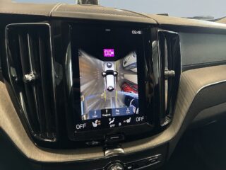 Volvo XC60 B4 AWD Inscription S&V-hjul/Pano/B&W/Drag/Skinn/360kam – bild 15