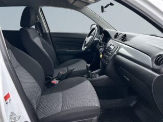 Suzuki Vitara 1.6 DOHC 16V VVT SoV-Däck, Motorvärmare – bild 10