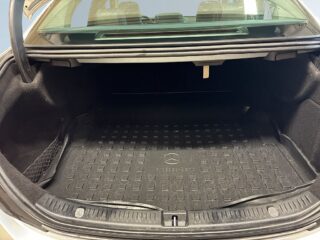 Mercedes-Benz E 220 d 4MATIC Avantgarde dragkrok 360° S&V-däck navi – bild 12