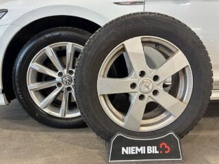Volkswagen Passat Sportscombi 1.4 TSI AWD Drag Skinn Värmare Kamera S&V – bild 17