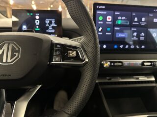 MG 4 EV Urban 53.9 kWh Premium Värmepump 360° Ambient Pvärm 0% RÄNTA – bild 19