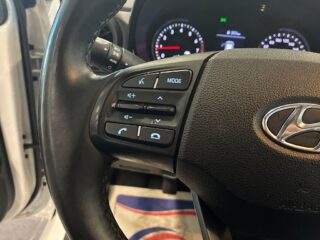 Hyundai i10 1.0 blue Essential S&V-hjul Rattvärme Fullservad – bild 8