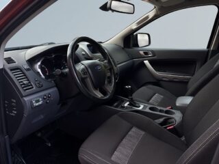 Ford ranger Dubbelhytt 4×4 SelectShift SoV-Däck/Värmare/Drag – bild 7