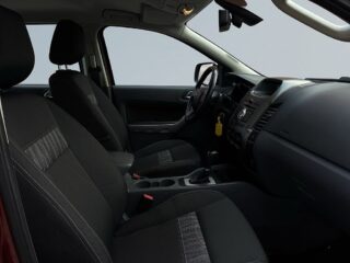 Ford ranger Dubbelhytt 4×4 SelectShift SoV-Däck/Värmare/Drag – bild 10