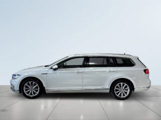 Volkswagen Passat Variant GTE 1.4 TSI ACT GTE Drag Kamera Psens S&V-hjul – bild 3