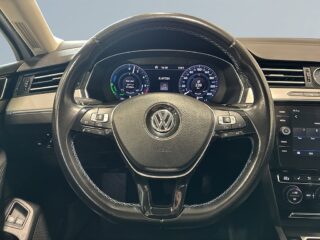 Volkswagen Passat Variant GTE 1.4 TSI ACT GTE Drag Kamera Psens S&V-hjul – bild 15