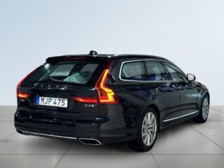 Volvo V90 D4 AWD Inscription Drag Pvärm Skinn Kamera GPS SoV – bild 6