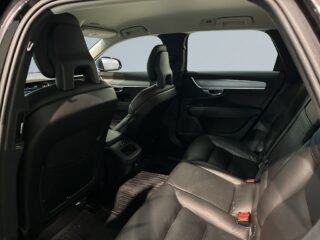 Volvo V90 D4 AWD Inscription Drag Pvärm Skinn Kamera GPS SoV – bild 12