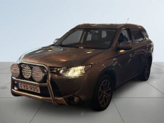Mitsubishi Outlander PHEV CVT Business Drag/MoK-Värm/S&V/Kamera/Extraljus – bild 16