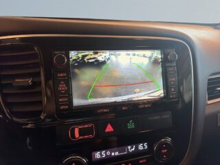 Mitsubishi Outlander PHEV CVT Business Drag/MoK-Värm/S&V/Kamera/Extraljus – bild 11