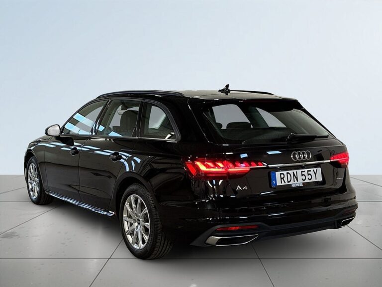 Audi A4 Avant 40 TFSI Quattro 2.0 S Tronic Proline Drag MOMS