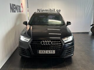 Audi Q7 3.0 TDI V6 Quattro BOSE/Dragkrok/7-sits/Dvärm/MoK – bild 2