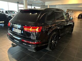 Audi Q7 3.0 TDI V6 Quattro BOSE/Dragkrok/7-sits/Dvärm/MoK – bild 8
