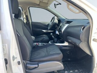 Nissan Navara Dubbelhytt 2.3 dCi 4WD Kåpa/Motorvärmare/Ledramp – bild 10