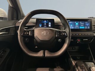 MG 3 Hybrid+ Luxury Carplay 360° GPS Pvärm S/V-hjul MOMS – bild 9