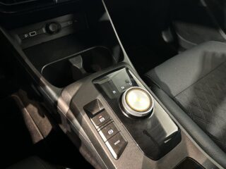 MG 3 Hybrid+ Luxury Carplay 360° GPS Pvärm S/V-hjul MOMS – bild 20