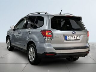 Subaru Forester  2.0 4WD Kamera Drag Motorvärmare Rattvärme S/V-hjul – bild 5