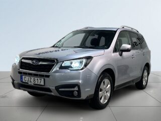 Subaru Forester  2.0 4WD Kamera Drag Motorvärmare Rattvärme S/V-hjul – bild 17