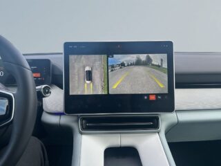 Polestar 4 Long range Dual motor MOMS 360° H/K-ljud S&V-däck Navi – bild 15