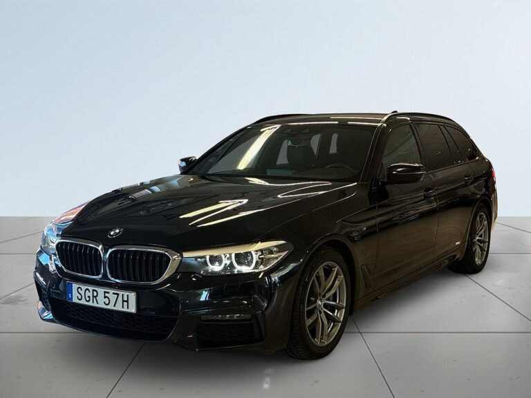 BMW 530i xDrive Touring M Sport Drag Kamera Rattvärme Mvärme S&V