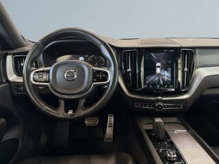 Volvo XC60 B4 AWD Geartronic R-Design S&V/Drag/Pano/H&K/Dvärm/ VOC – bild 8