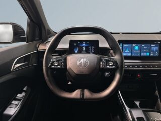 MG 3 Hybrid+ Luxury Carplay KAMPANJ 0,99% RÄNTA Pvärm/360 – bild 9