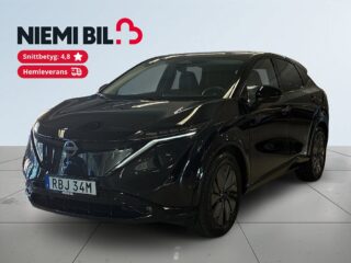 Nissan Ariya 90 kWh AWD BOSE-ljud 360°kamera Panorama Navi S&V-däck – bild 1