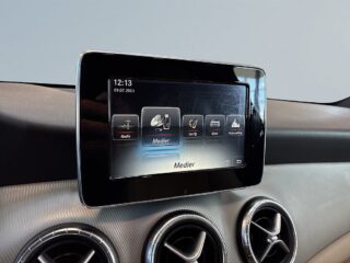 Mercedes-Benz CLA220 d 220 d 4MATIC Shooting Brake 7G-DCT Urban Line S&V/Drag – bild 15