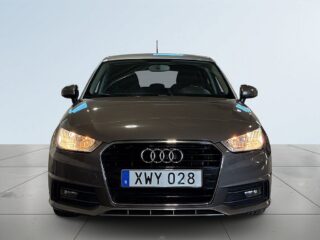 Audi A1 Sportback 1.6 TDI S Tronic ISOFIX Sportstolar/Ratt S&V – bild 2