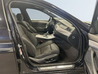 BMW 520d xDrive Touring M Sport Kamkedja/M-Värmare/S&V-Däck – bild 10