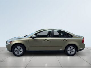 Volvo S40 1.6 D Kinetic SoV-Däck/Drag/Värmare – bild 4